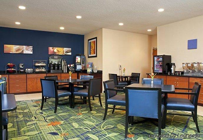 Fairfield Inn&Suites Lansing West Delta Center Township Exterior foto